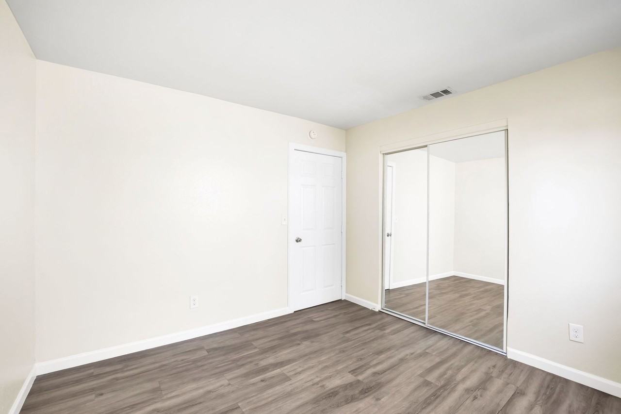 25268 - 25269 Park Avenue - Photo 7 of 50