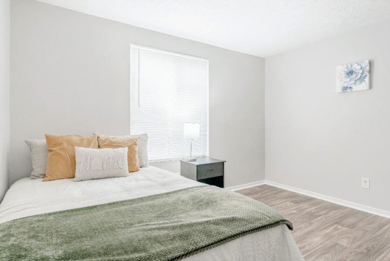 Kristen Cove - Photo 6 of 8