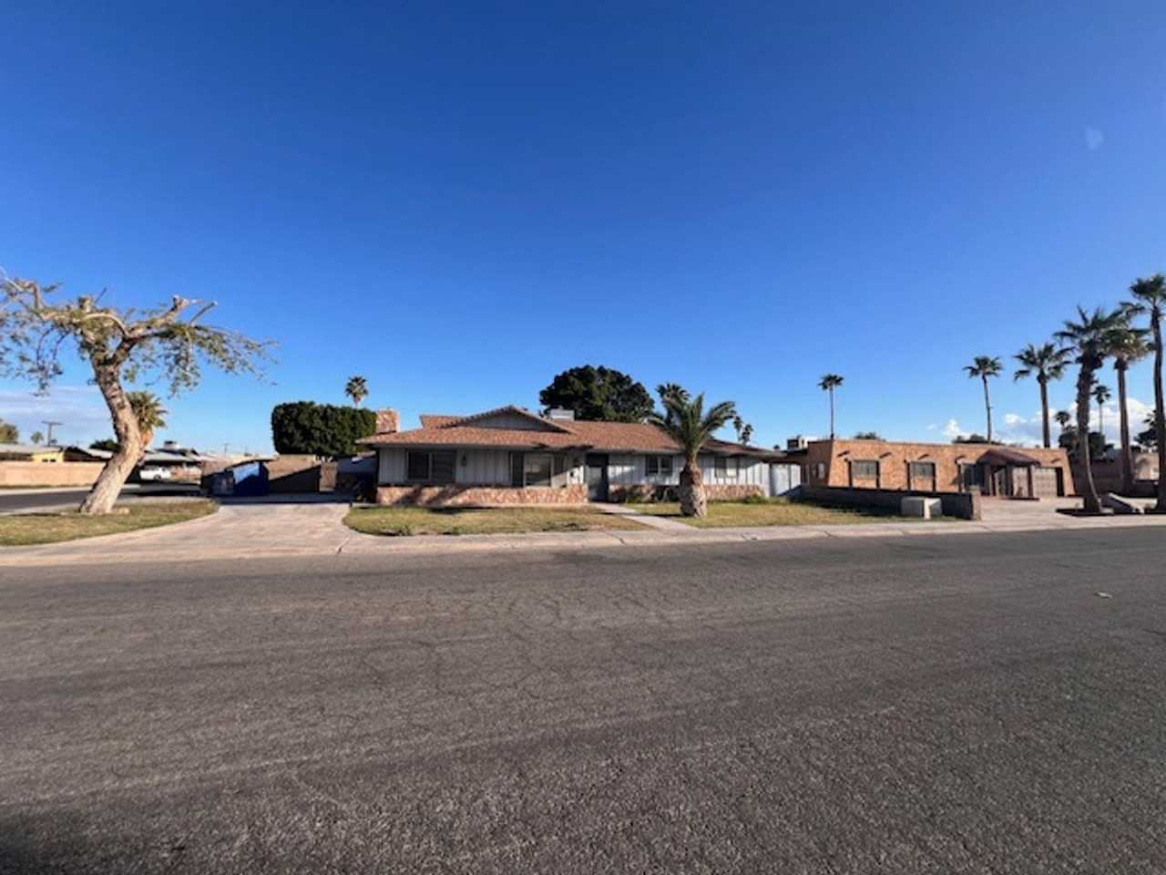 1410 East Palo Verde Street - Photo 2 of 20