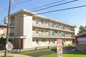 featured image of 3745 Ruby St #2