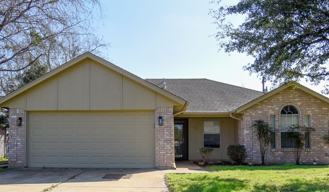 112 Misty View Ln - Photo 1 of 1