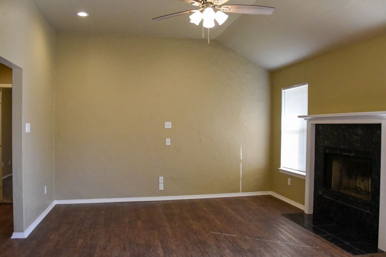 112 Misty View Ln - Photo 2 of 17