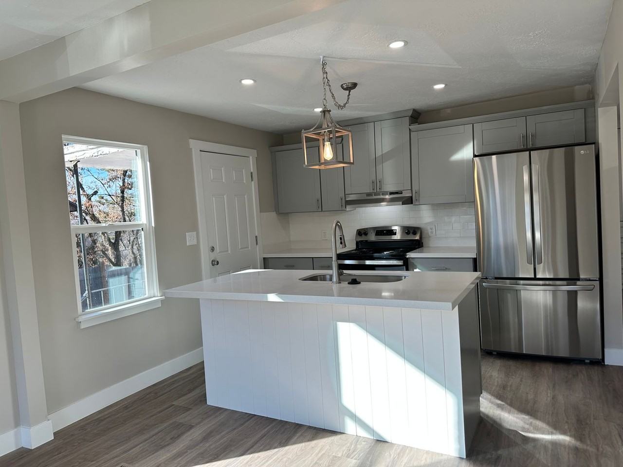 2925 Madison Ave - Photo 4 of 50