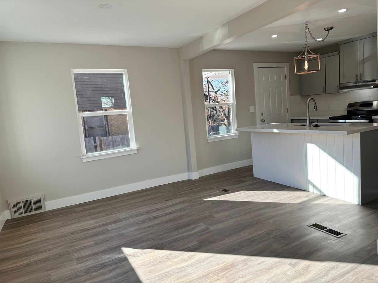 2925 Madison Ave - Photo 6 of 50