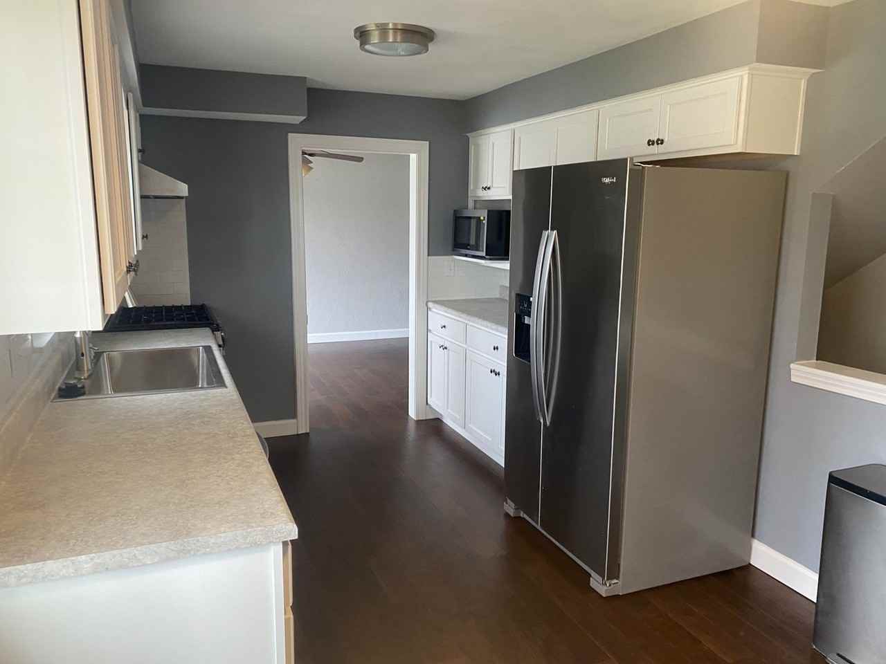 216 N Ohio Ave - Photo 3 of 39