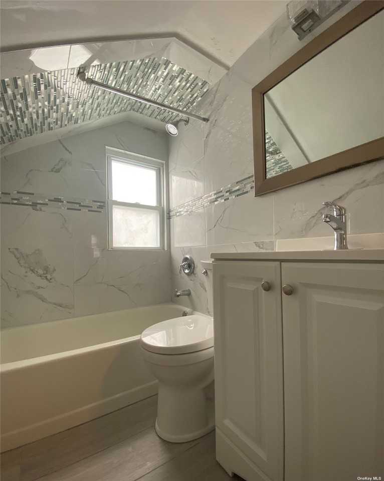 24 Catalpa Ave - Photo 3 of 15