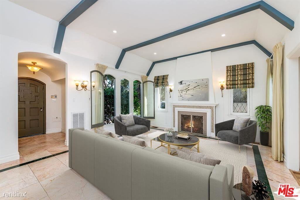 6630 Moore Dr - Photo 2 of 19