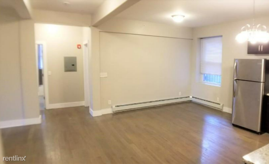 114 N Arlington Ave - Photo 2 of 11