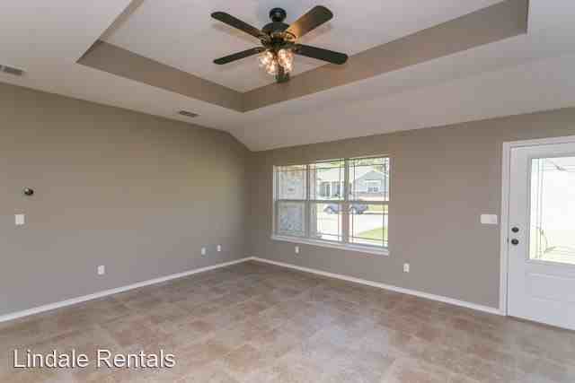 209 Mission Crest Cir - Photo 3 of 18