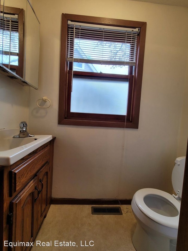 1910 Feronia Ave. - Photo 3 of 8