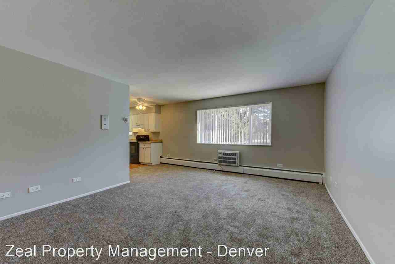 RENT SPECIALS! Spacious 2 bedroom close to Anschutz Medical School, SHOPPING and MORE! - Photo 2 of 13