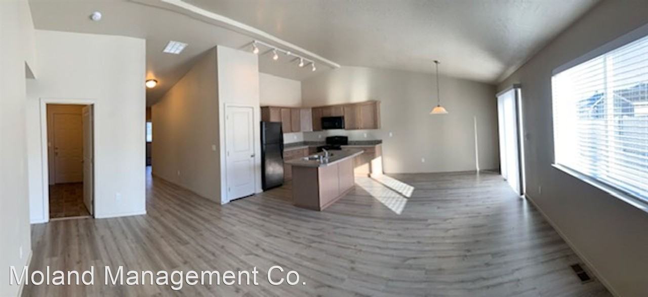 2508-10 E. 53rd - Photo 2 of 15