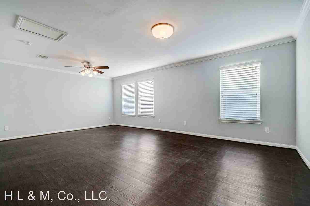 1548 Ashland - Photo 2 of 15