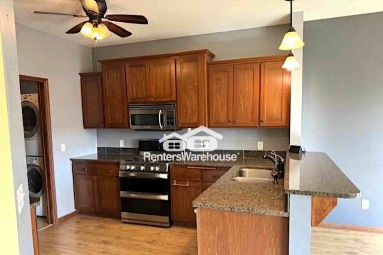 1053 Provence Ln - Photo 2 of 30