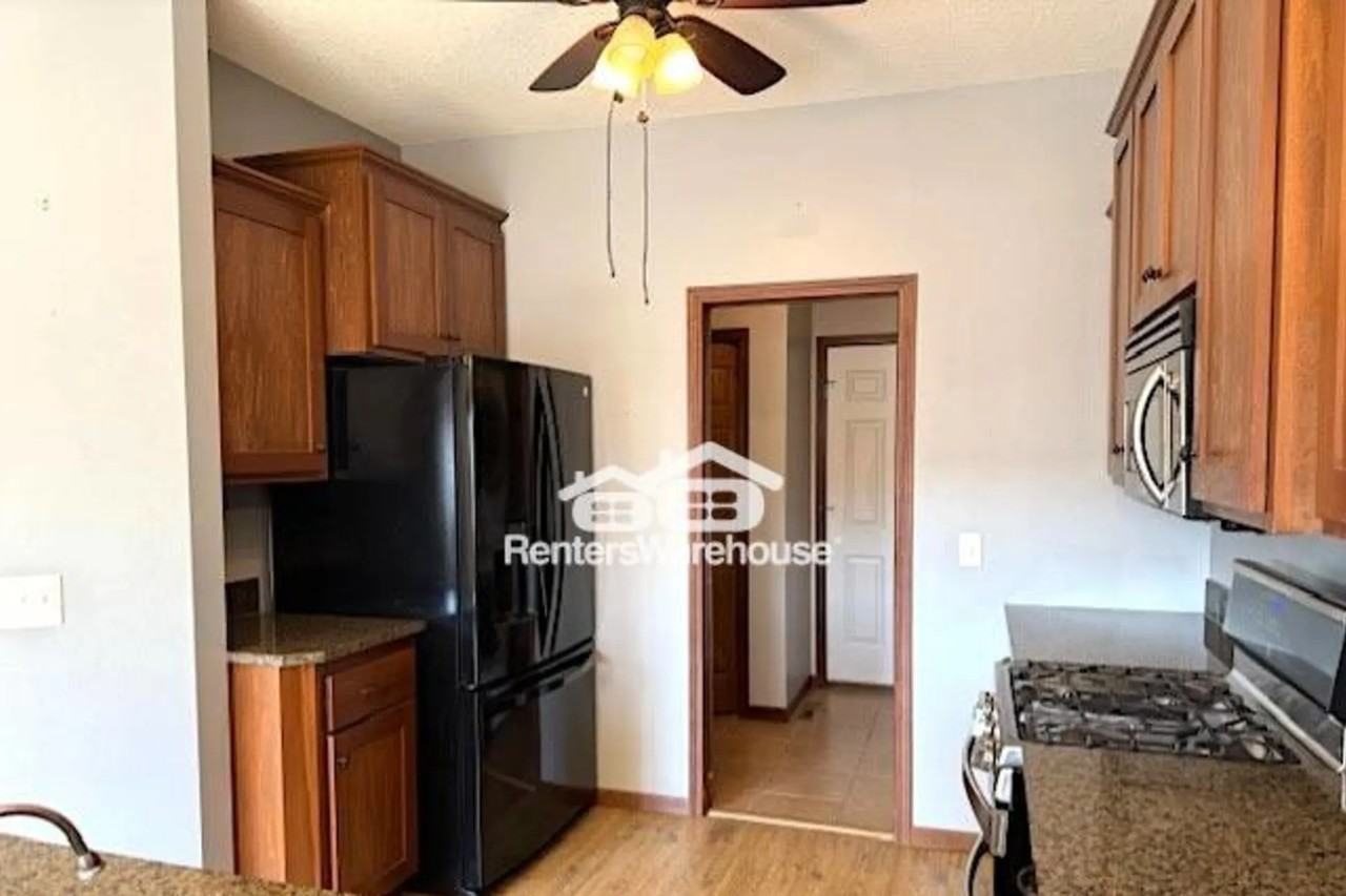 1053 Provence Ln - Photo 3 of 30