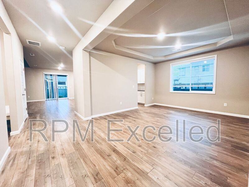 32728 Ash Ave Se - Photo 7 of 37