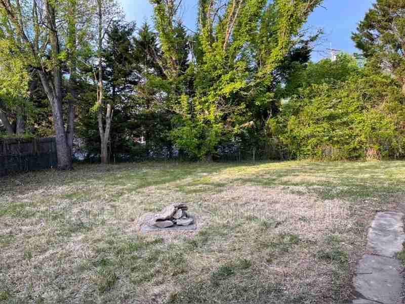 507 Scholar Ct - Photo 2 of 17