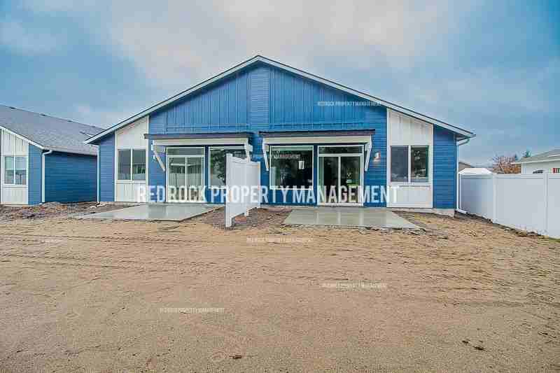 710 S Crescent Ln - Photo 3 of 19