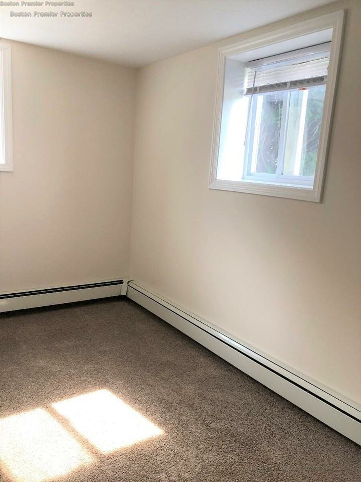 Plover Rd #C - Photo 7 of 8