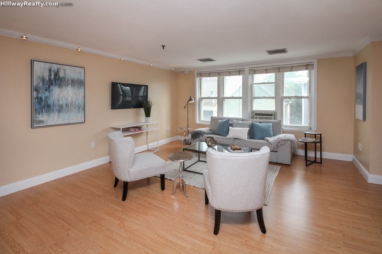 161 W 6th St #C - Photo 4 of 23