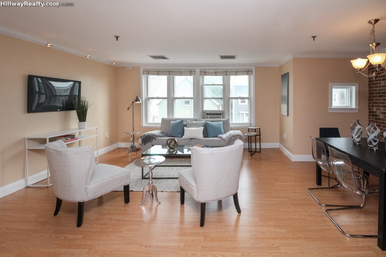 161 W 6th St #C - Photo 5 of 23