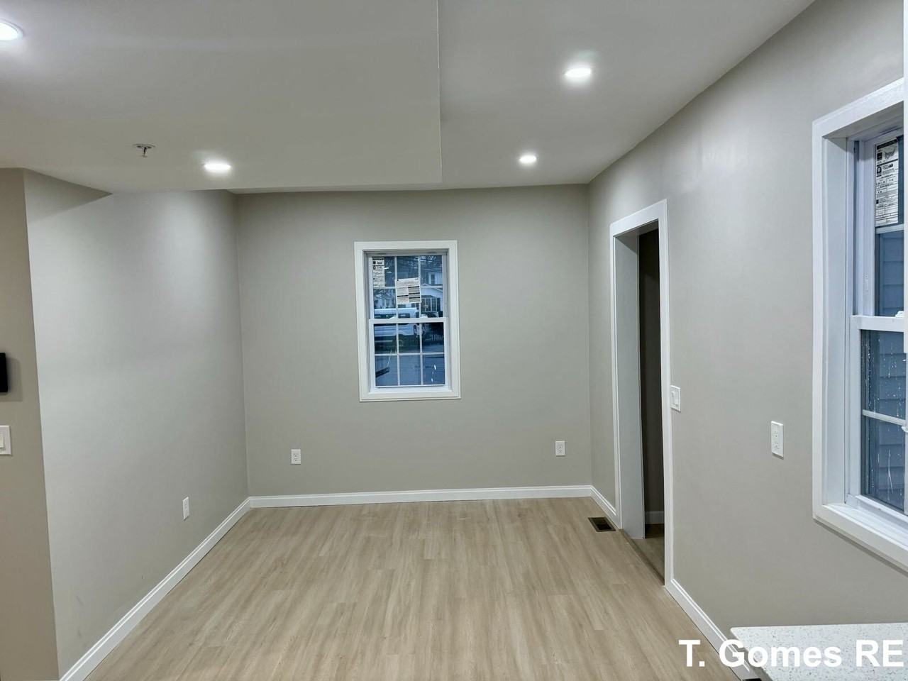157 Pearl St #1 - Photo 3 of 15