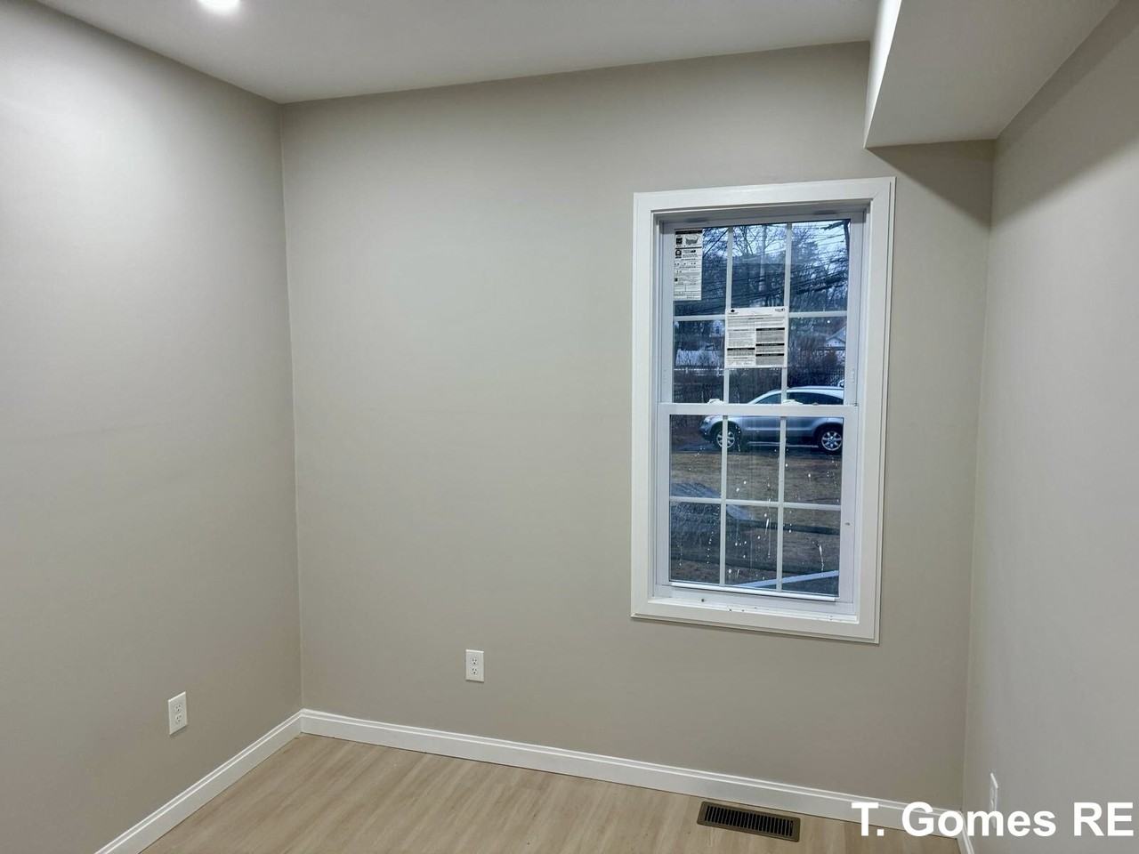 157 Pearl St #1 - Photo 7 of 15