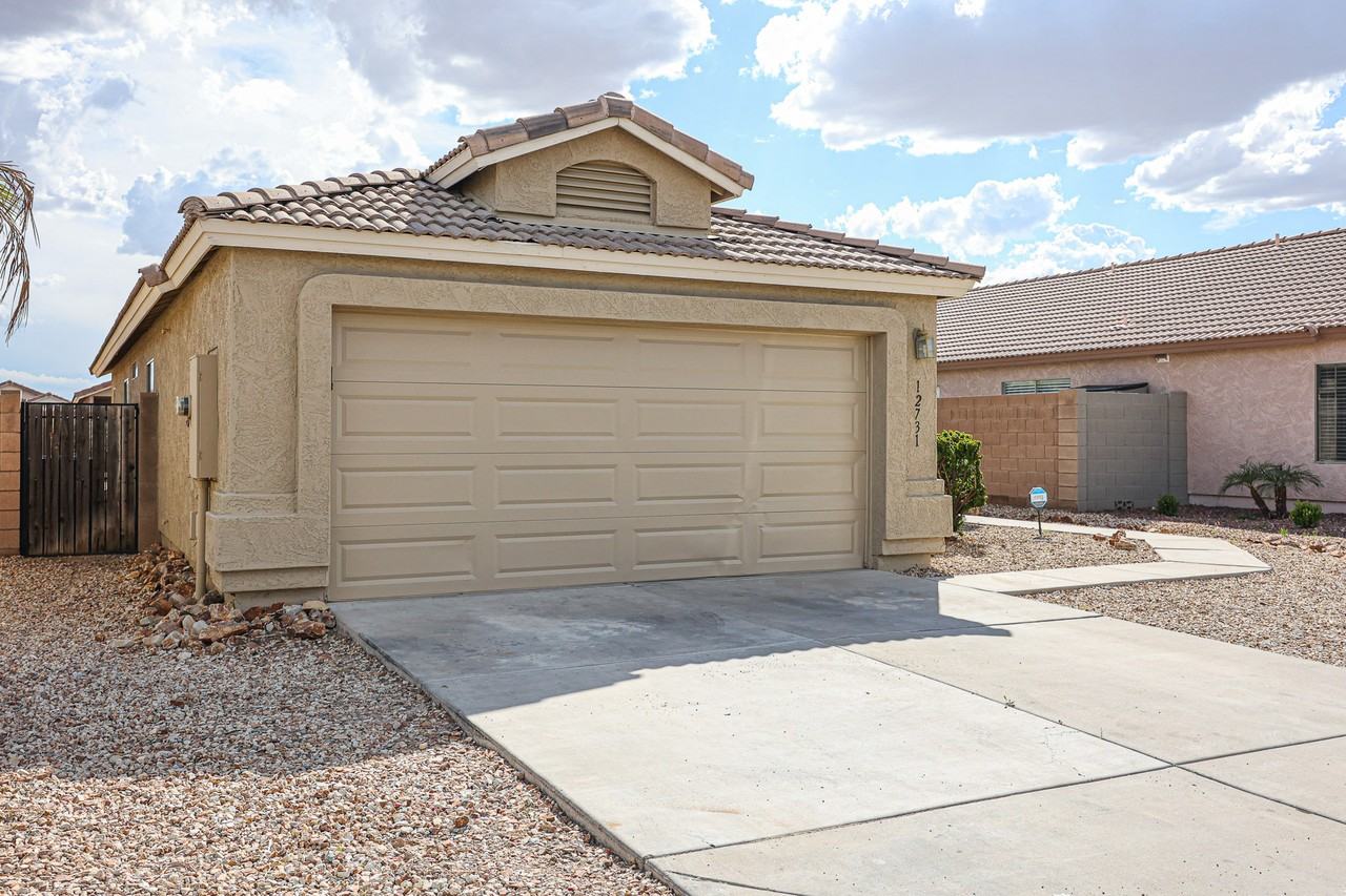 12731 W Sharon Dr - Photo 5 of 45