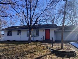 featured image of 11625 Wren St Nw