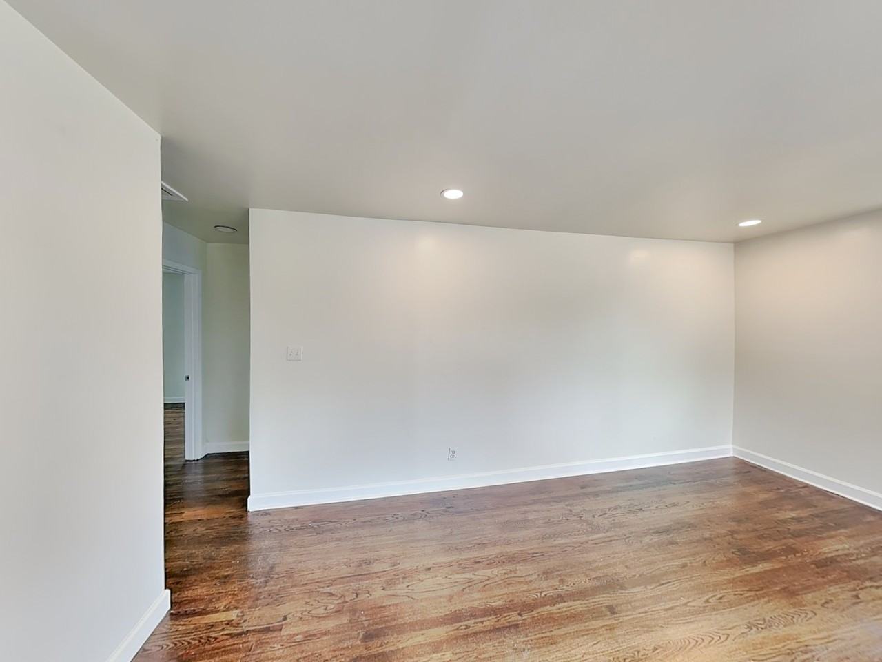 1958 Maywood Pl Nw - Photo 2 of 16