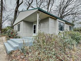 832 Burchill St Sw - Photo 1 of 1