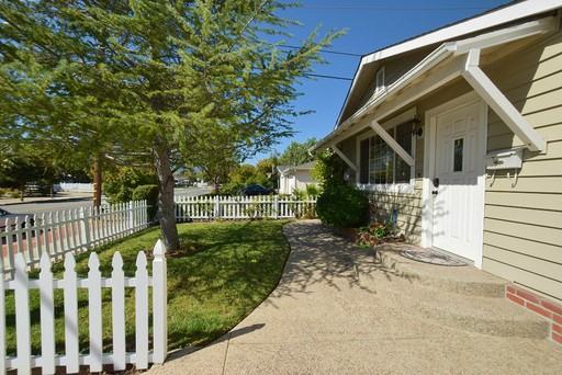 5035 McCoy Ave - Photo 3 of 23