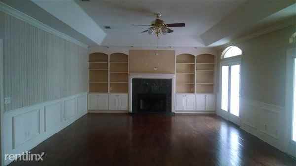 1776 Roscoe Turner Trail - Photo 3 of 11