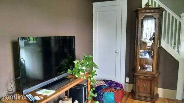 908 Klem Rd - Photo 3 of 10