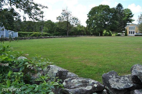 194A Shannock Village Rd - Photo 2 of 12