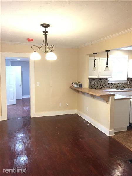 952 Valley Ave NW - Photo 3 of 11