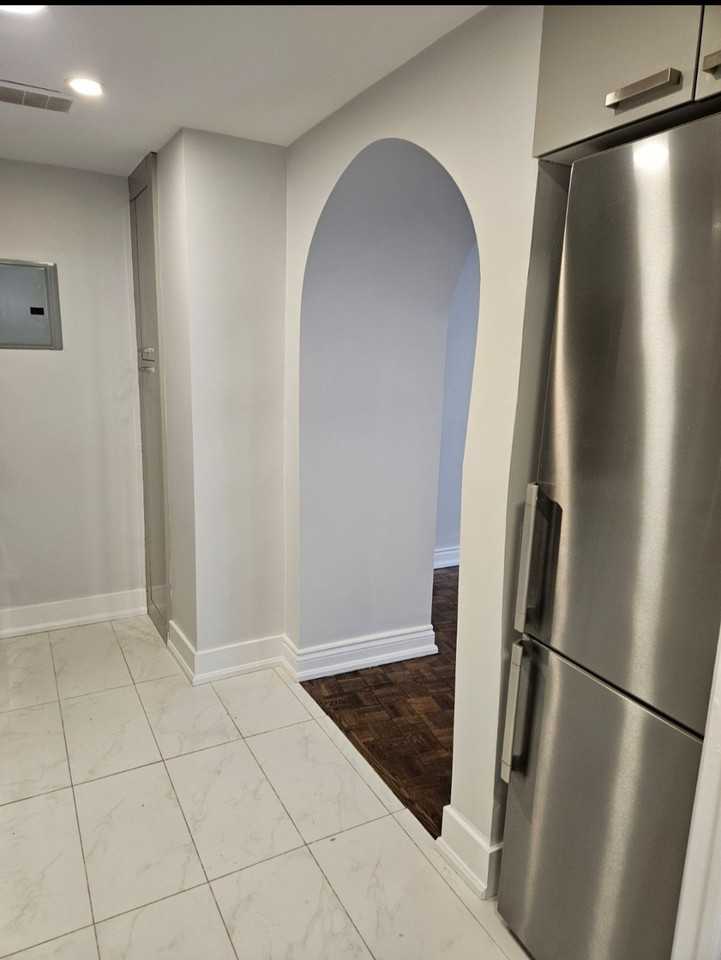 Savoy Plaza Apartments - Photo 2 of 6