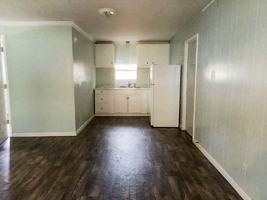featured image of 416 1/2 S Avenue J
