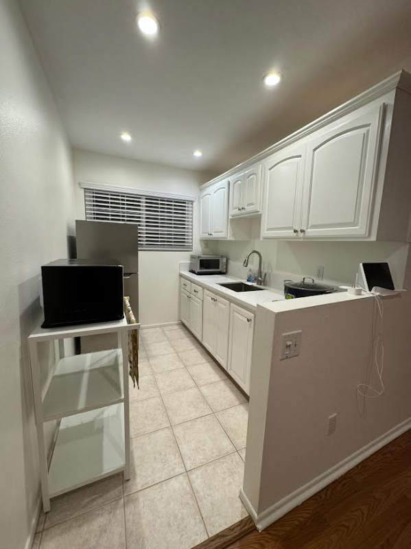 10071 San Miguel Ct - Photo 3 of 10