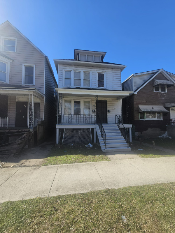 8520 S Escanaba Ave 2, Chicago, IL 60617 2 Bedroom Apartment for