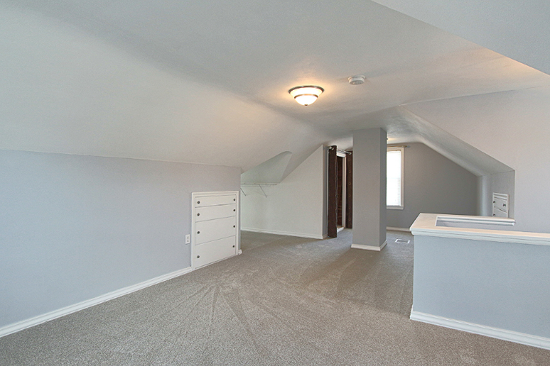 1808 34th St - Photo 2 of 31