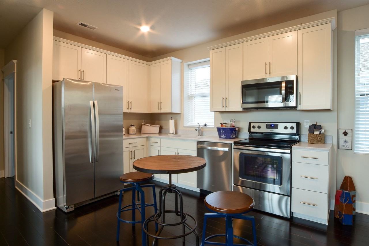 13108 Lincoln Road - Photo 4 of 22