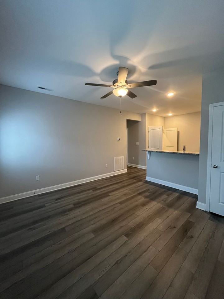 Hillview Flats - Photo 2 of 22