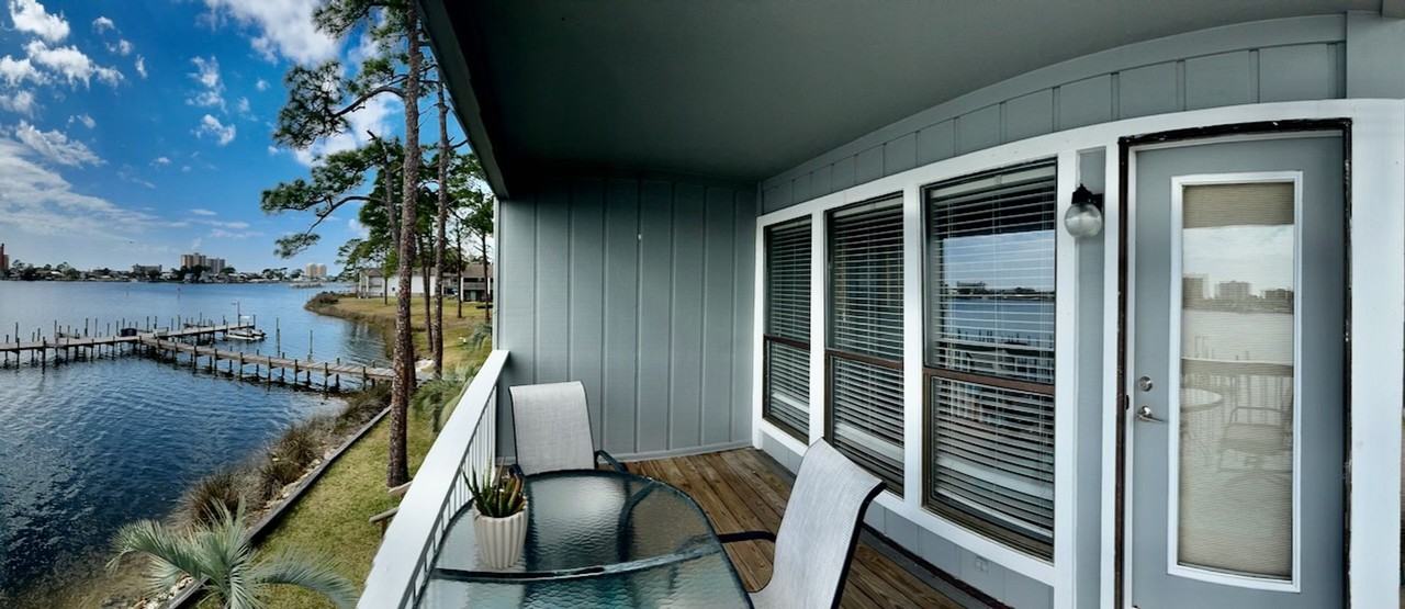 6909 N Lagoon Dr - Photo 4 of 27