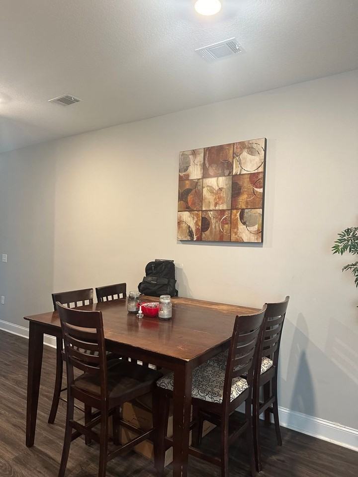 22 Sherwood Dr - Photo 4 of 14