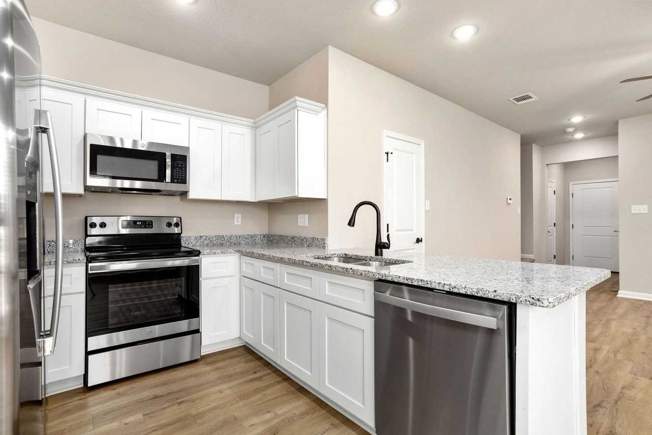 806 Soria Pl #102 - Photo 4 of 31