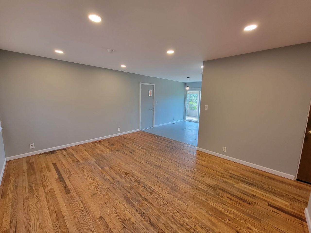 1354 Woodbine Way - Photo 7 of 22