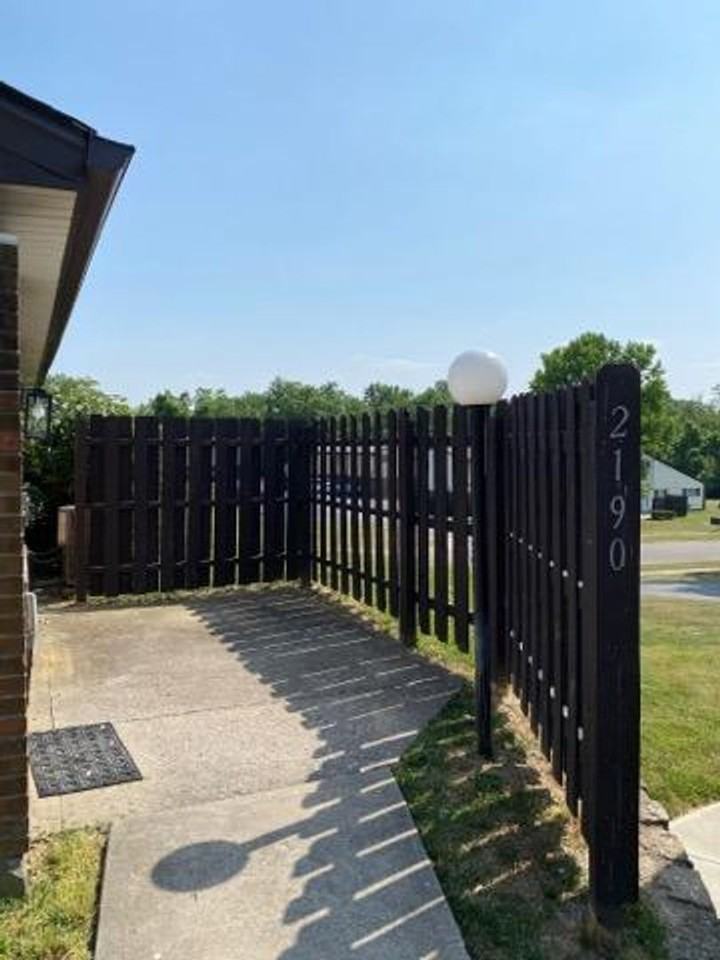 2190 Lincoln Ave - Photo 3 of 12