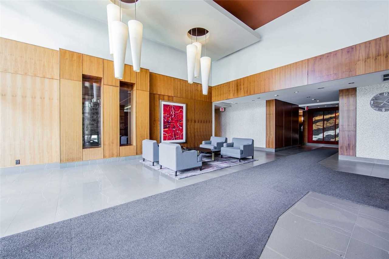 1055 Southdown Road - Photo 4 of 40