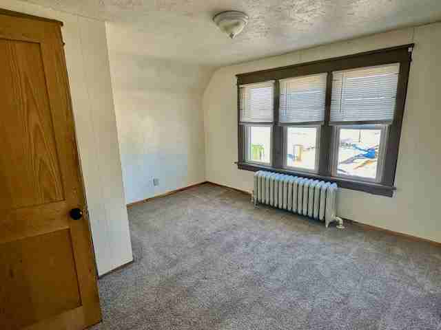 7205 W Walker St Uppr - Photo 6 of 8